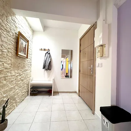 Chez Lilas Paris Apartment
