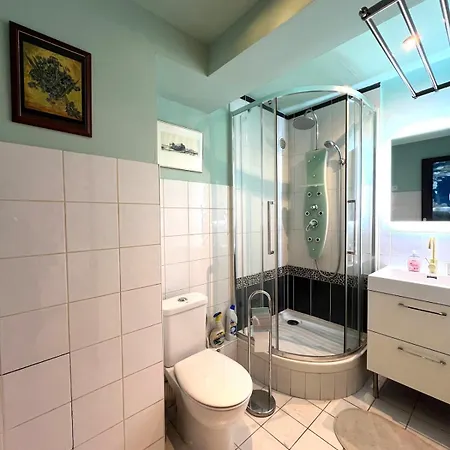Chez Lilas Paris *